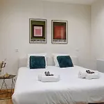 Ambiance Contemporaine Et Detente - 10 Párizs