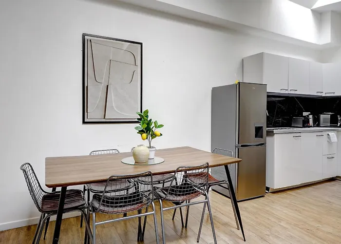 Ambiance Contemporaine Et Detente - 10 * Paris