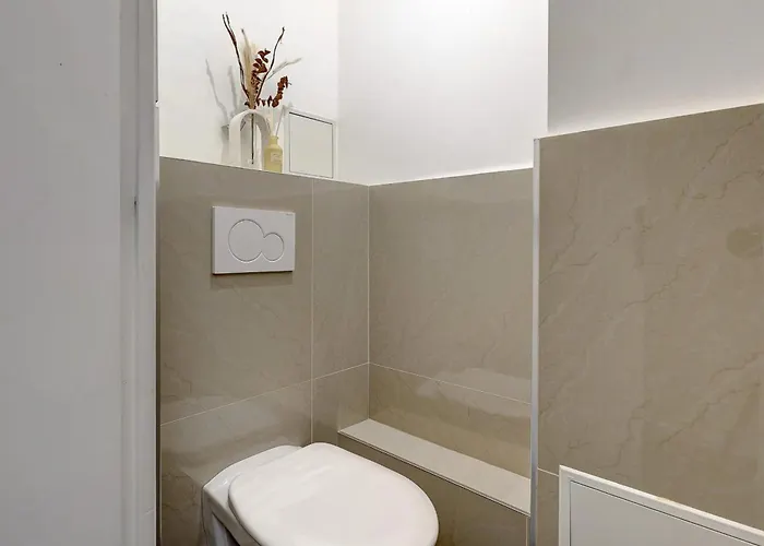 Ambiance Contemporaine Et Detente - 10 *